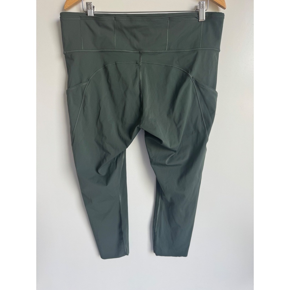 Lululemon Fast and Free High-Rise Crop II 23 Spruce Green W6BCXS Leggings sz 16 - Picture 3 of 6